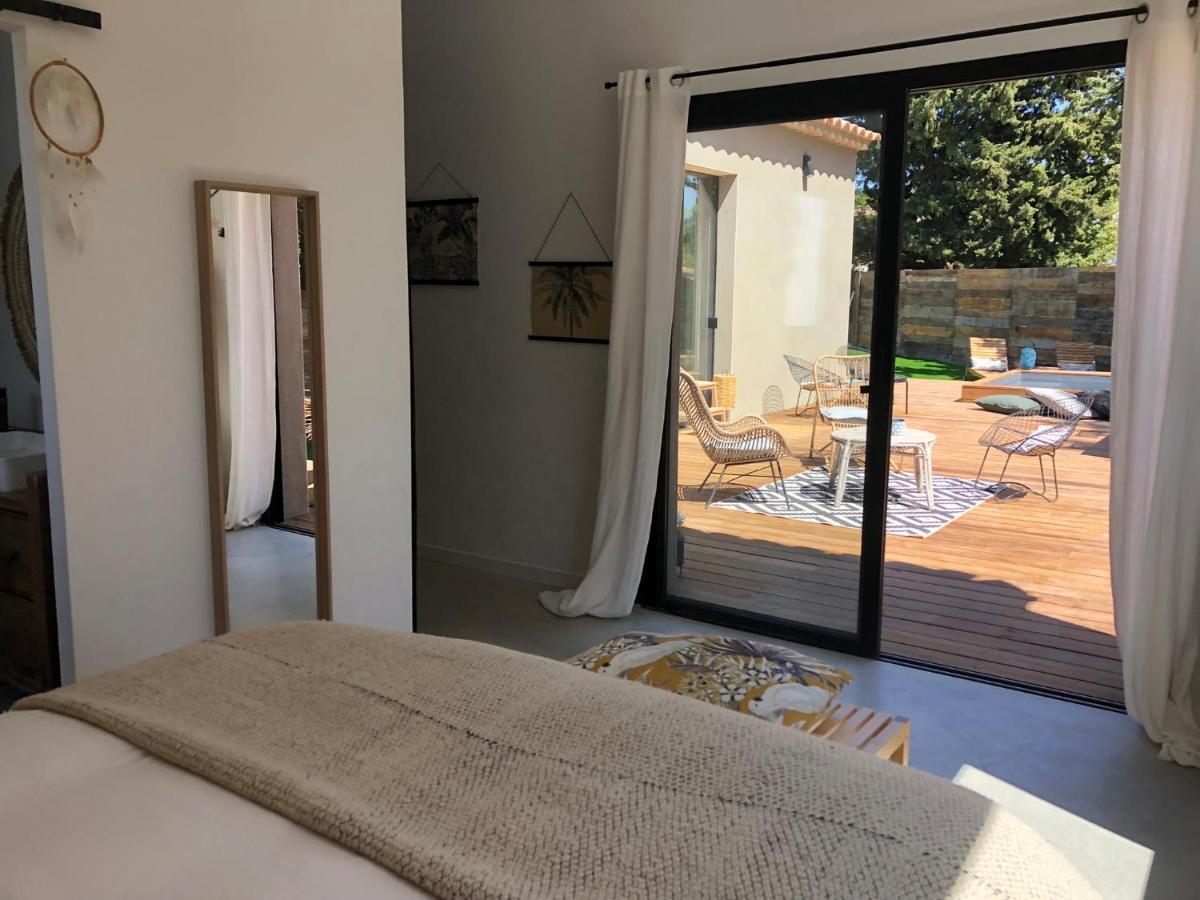 Villa Romane Saint-Cannat Luaran gambar
